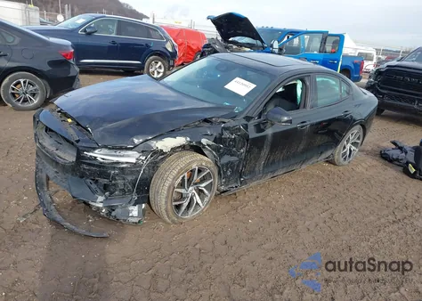 2020 Volvo S60 T5 Momentum z USA, uszkodzony, nr VIN 7JR102FK9LG044679